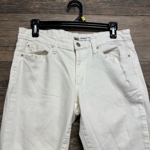 GAP Women's White Skinny Fit Jeans - Picture 4 of 5